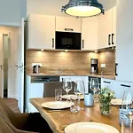 522, Seepark Apartment