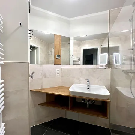 Apartman 522, Seepark