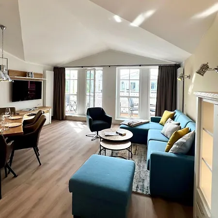 Apartment 522, Seepark